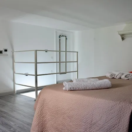 Apartment La Finestra Sul Mare - -